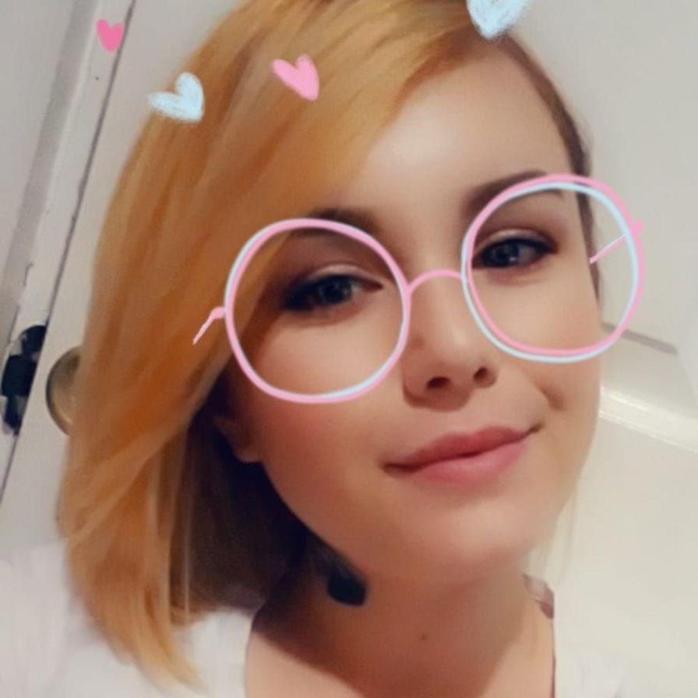 Meet your Posher, Cynthia